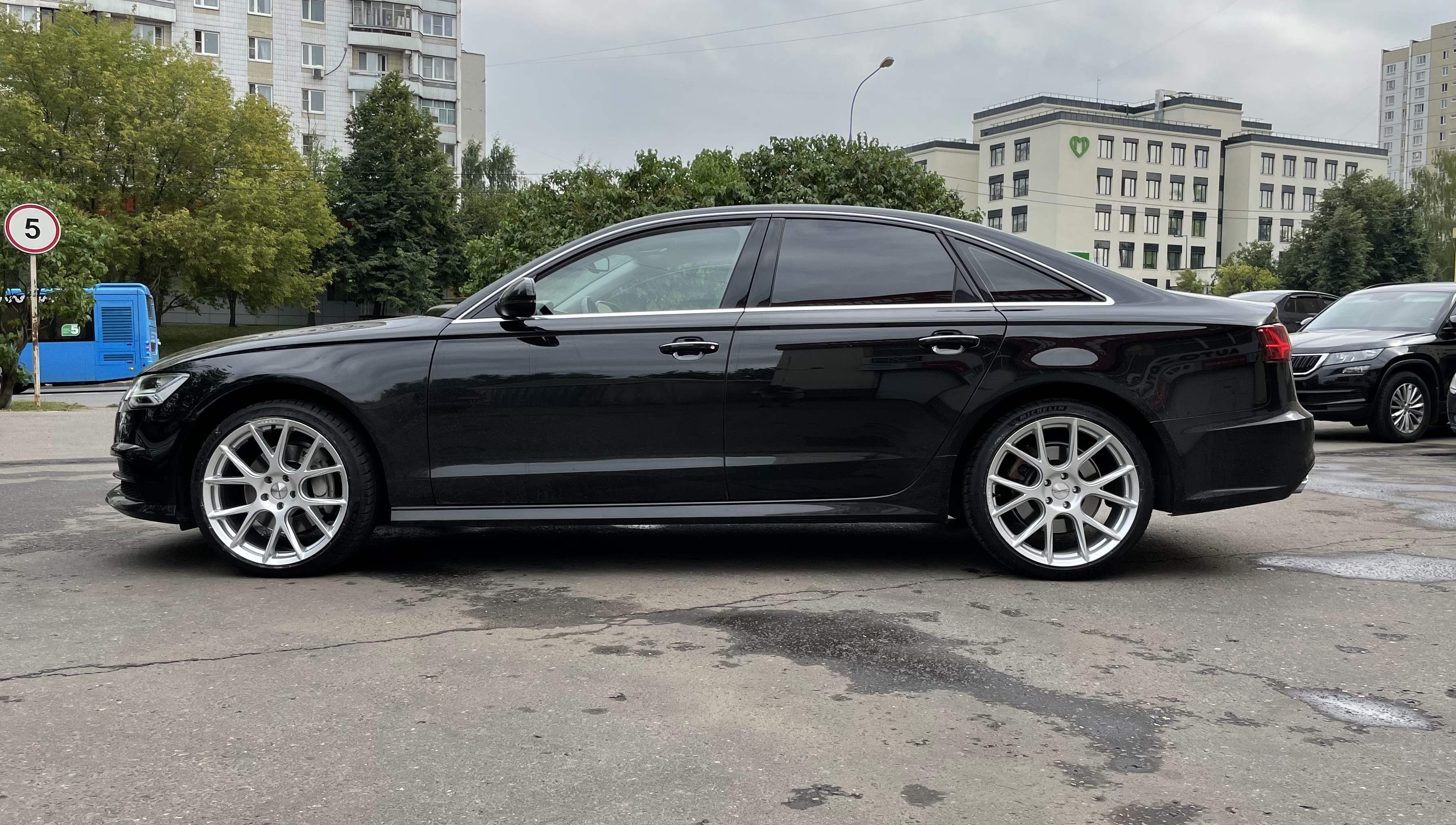 Audi A6 на 20" дисках Vossen VFS6 фото 2